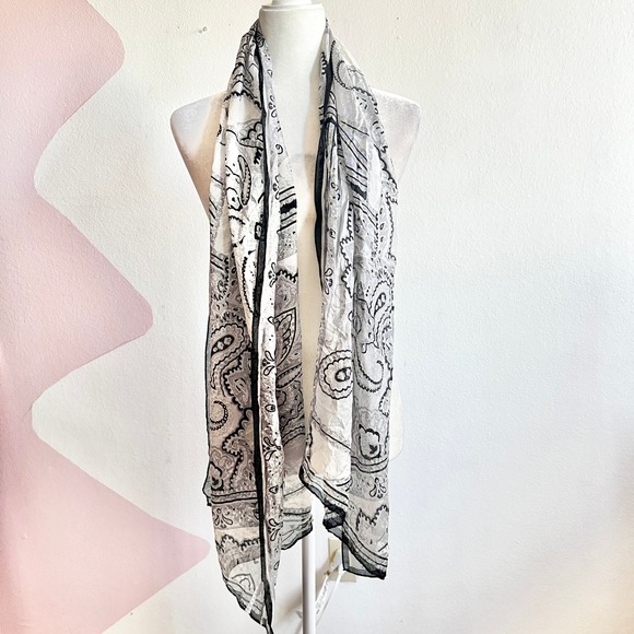 bonnie Accessories - 100% Silk Paisley Scarf‎ by Bonnie Black White Quite Luxury Classic